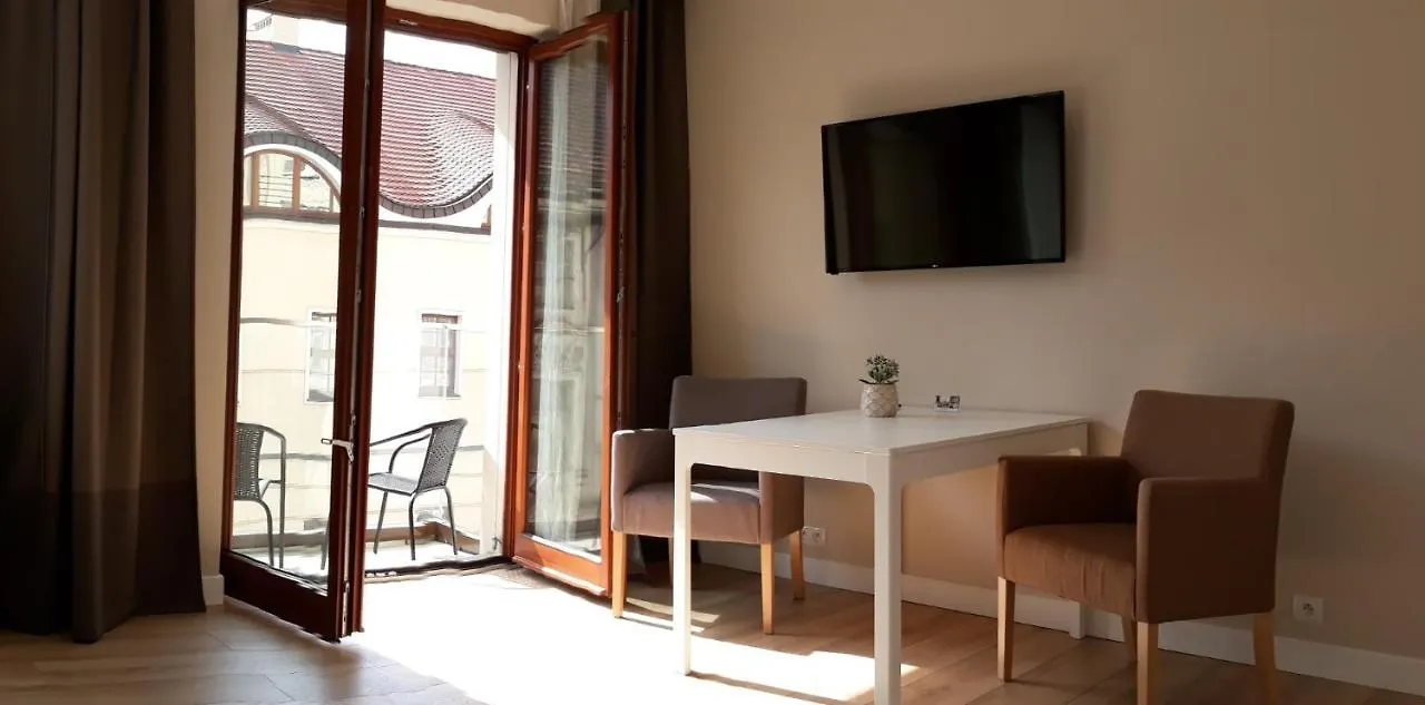 L&L Apartment Old Town Познань